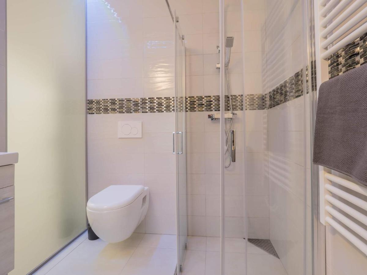 Executive Single Room With En-Suite In Guest House City Centre ลักเซมเบิร์ก ภายนอก รูปภาพ